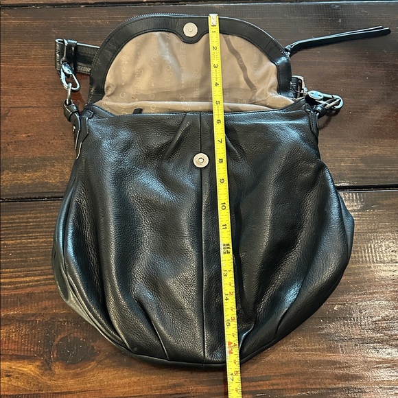 Margot Adelle Black Leather shoulder zipper 2-compartments flap pockets purse - Picture 14 of 16